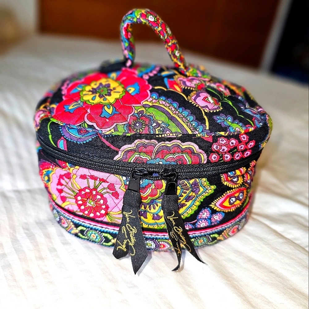 Vera Bradley - travel cosmetic organizer bag